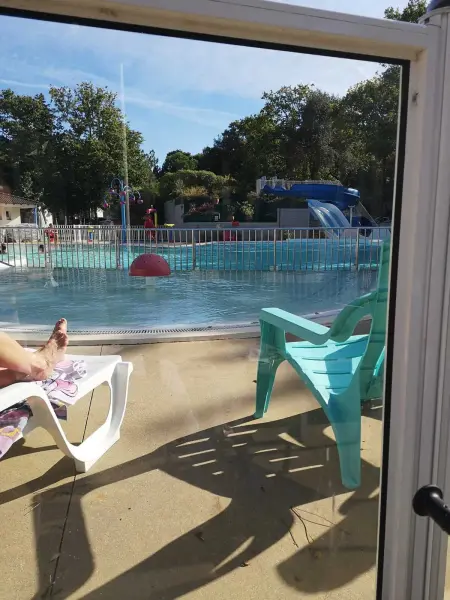 Bungalow confortable à Saint-Brevin-les-Pins avec piscine, 40 m² - Photo 15