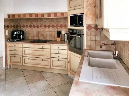 Spacieuse villa à Saint-Jean-du-Pin avec piscine privée - Photo 14