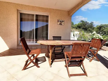 Spacieuse villa à Saint-Jean-du-Pin avec piscine privée - Photo 36