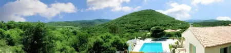 Spacieuse villa à Saint-Jean-du-Pin avec piscine privée - Photo 42