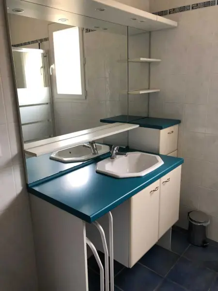 Spacieuse villa à Saint-Jean-du-Pin avec piscine privée - Photo 49