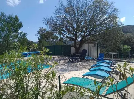 Spacieuse villa à Saint-Jean-du-Pin avec piscine privée - Photo 52