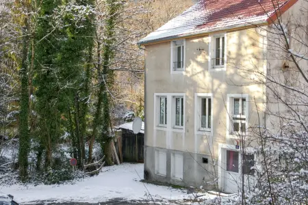 Maison familiale spacieuse à Saint-Claude, vue sur la rivière - Photo 51