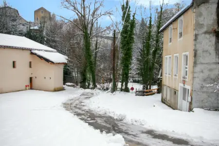 Maison familiale spacieuse à Saint-Claude, vue sur la rivière - Photo 52