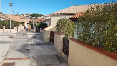 Maison accueillante à Leucate avec jardin et terrasse - Photo 12