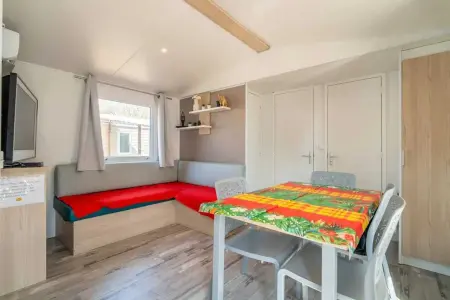 Bungalow confortable à Narbonne avec terrasse et parking inclus - Photo 5