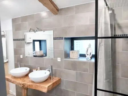 Maison charmante à Sauveterre avec piscine privée - Photo 9