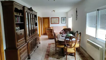 Maison spacieuse avec jardin à Touro – Idéale en famille - Photo 2