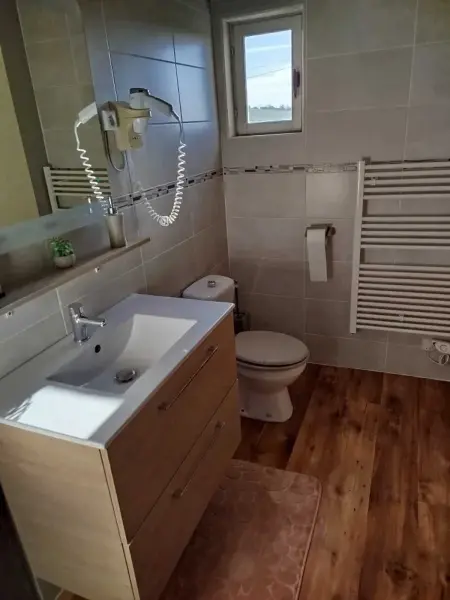 Maison accueillante à Margerie-Hancourt avec jardin 91 m² - Photo 7