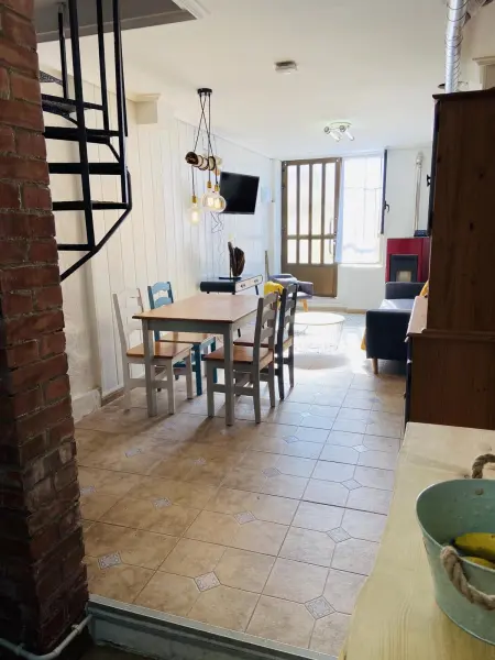 Maison typique à Viguera avec vue sur la montagne - Photo 28