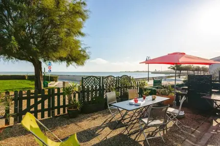 Maison confortable proche de la mer avec terrasse - Photo 1
