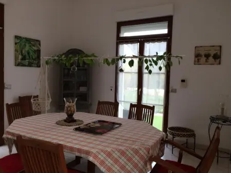 Villa raffinée à Saint-Cyr-sur-Loire avec piscine privée - Photo 14