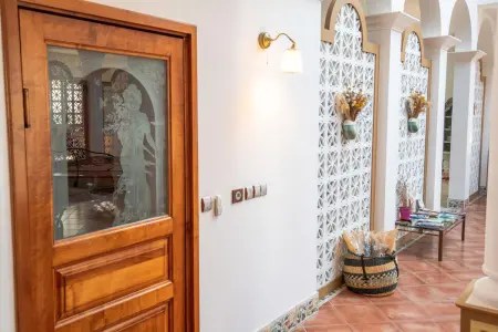 Villa raffinée à Saint-Cyr-sur-Loire avec piscine privée - Photo 29