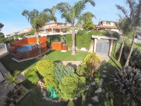 Villa conviviale à Ladispoli avec piscine privée - Photo 1