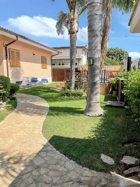 Villa conviviale à Ladispoli avec piscine privée - Photo 35