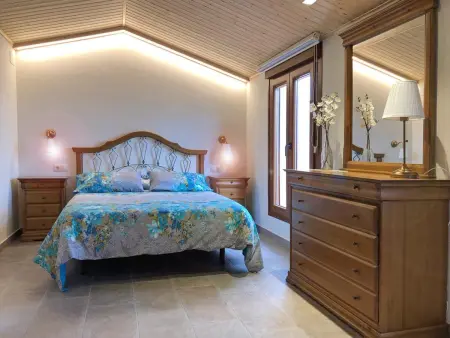 Maison spacieuse à Cretas avec vue sur la montagne - Photo 5