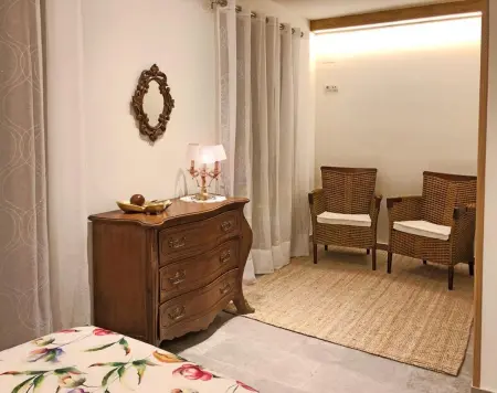 Maison spacieuse à Cretas avec vue sur la montagne - Photo 8
