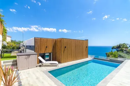 Villa en bord de mer à Lloret de Mar avec vue sur jardin et piscine - Photo 4