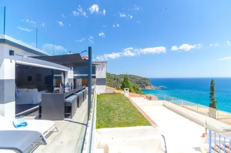 Villa en bord de mer à Lloret de Mar avec vue sur jardin et piscine - Photo 25