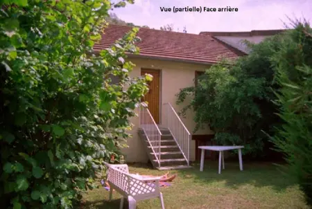 Maison de charme à Ferrières-Saint-Mary avec vue montagne - Photo 16