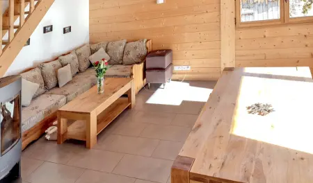 Chalet accueillant avec vue sur la montagne - 180 m² - Valmorel - Photo 4