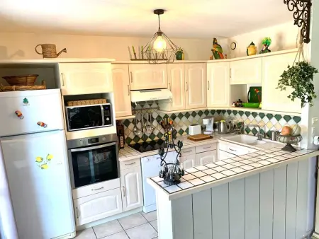 Maison spacieuse avec piscine partagée à Gassin - Photo 12