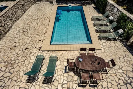 Villa charmante à Agrilia avec piscine privée, Villa 4 personnes à Agrilia - Photo 6