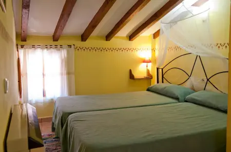 Appartement Confortable à Robledillo de Gata avec Balcon et Vue - Photo 2