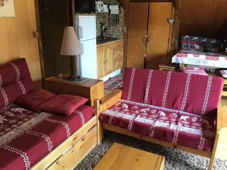 Chalet charmant à Autrans, 50 m², proximité montagnes et jardin - Photo 4