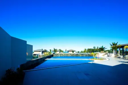 Appartement spacieux avec vue sur la mer à Roches Noires - Photo 1