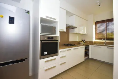 Appartement spacieux avec vue sur la mer à Roches Noires - Photo 7
