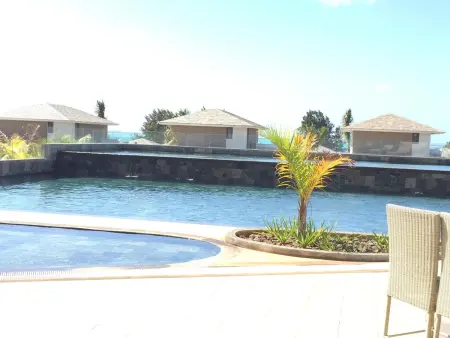 Appartement spacieux avec vue sur la mer à Roches Noires - Photo 12