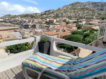 Maison chaleureuse au cœur des Calanques de Marseille + jardin. - Photo 2