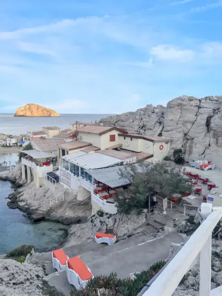 Maison chaleureuse au cœur des Calanques de Marseille + jardin. - Photo 6