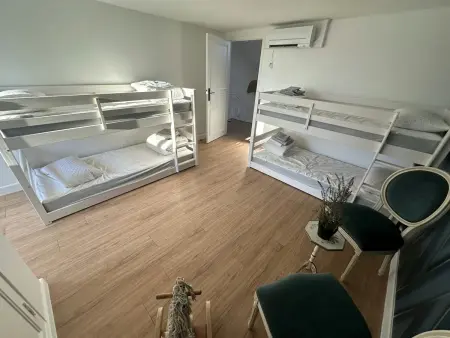 Maison spacieuse à Saint-Floret, avec piscine pour deux. - Photo 14