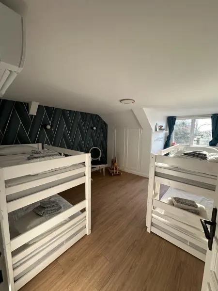 Maison spacieuse à Saint-Floret, avec piscine pour deux. - Photo 16