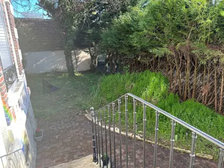 Maison spacieuse à Saint-Floret, avec piscine pour deux. - Photo 23