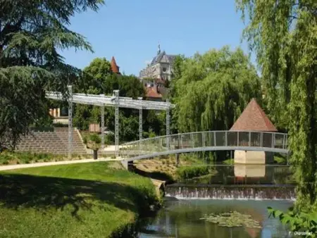 Maison spacieuse à Saint-Floret, avec piscine pour deux. - Photo 27