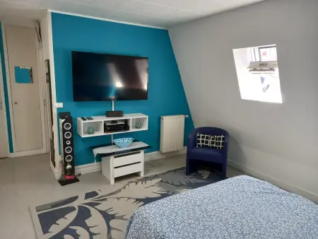 Appartement charmant Paris XVIIe - 27 m² - Vue sur la ville - Photo 12