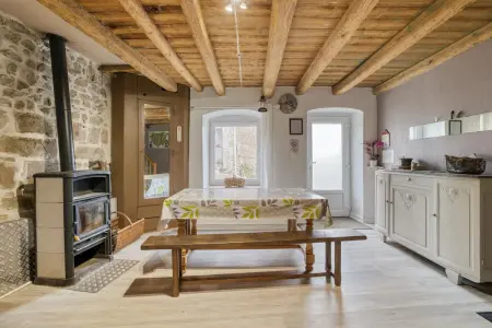 Maison charmante à Valprivas avec jardin privé. - Photo 5