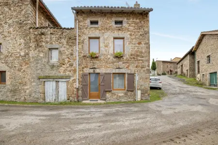 Maison charmante à Valprivas avec jardin privé. - Photo 15