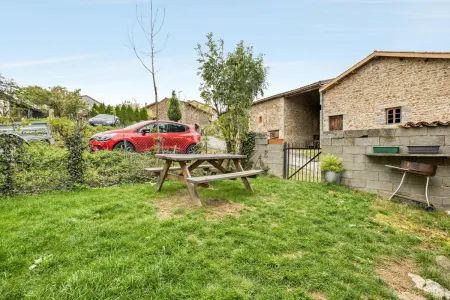 Maison charmante à Valprivas avec jardin privé. - Photo 17