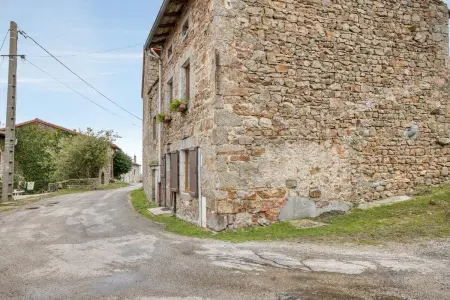 Maison charmante à Valprivas avec jardin privé. - Photo 18