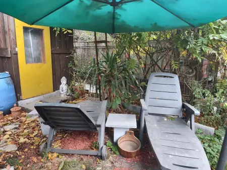 Appartement cosy à Estinnes de 40 m² avec jardin clôturé. - Photo 1