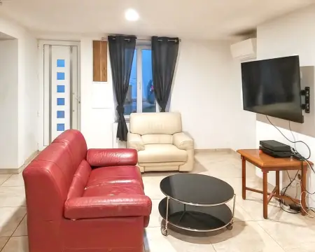 Maison charmante à Crouy-sur-Ourcq avec jardin privé. - Photo 2