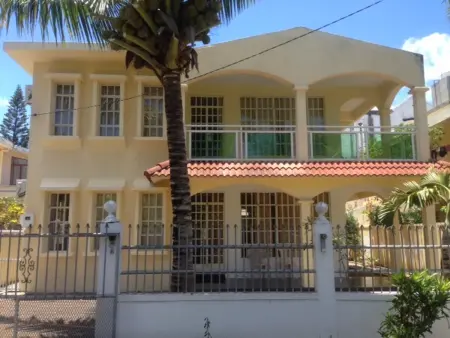 Appartement charmant à Trou aux Biches avec jardin clos - 50 m² - Photo 3
