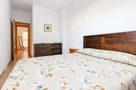 Appartement élégant à Torrevieja avec piscine partagée - Photo 13