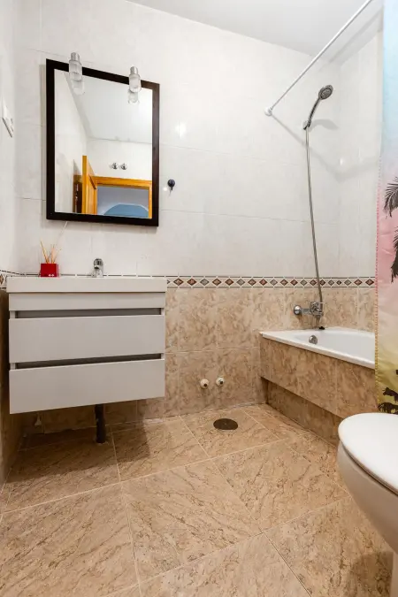 Appartement élégant à Torrevieja avec piscine partagée - Photo 15