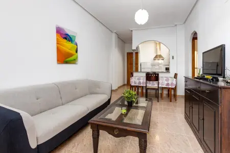 Appartement élégant à Torrevieja avec piscine partagée - Photo 16