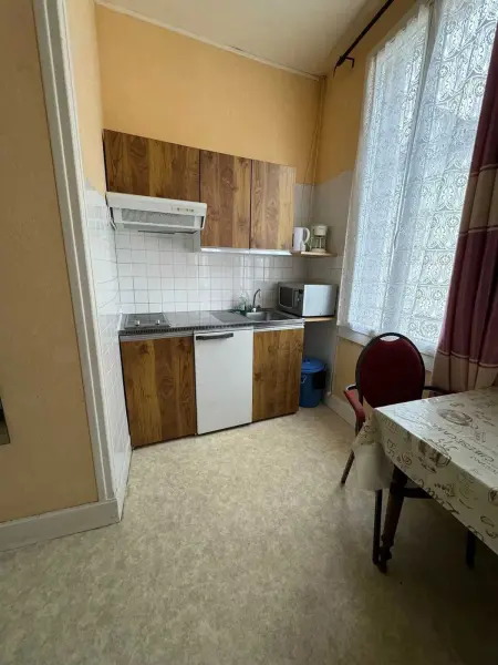 Charmant studio à Néris-les-Bains 20 m² avec jardin privé - Photo 6